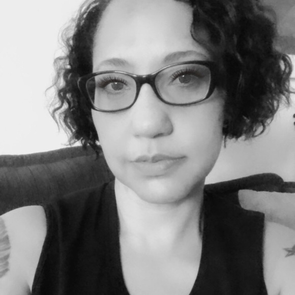 💋Meet Your Seller💋 - Picture 5 of 6